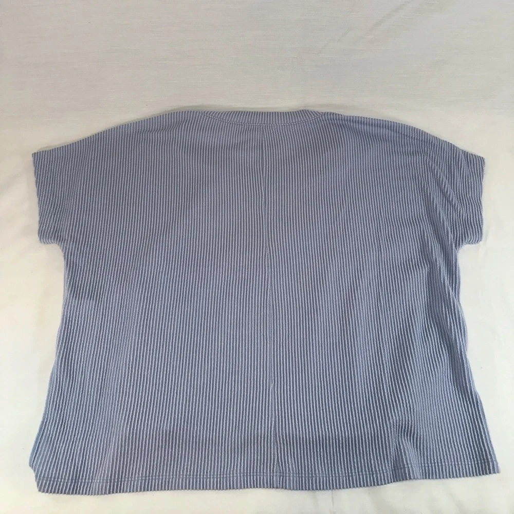Tres Bien Blue Ribbed Lounge Set Oversized Top and Matching Casual Shorts Size M